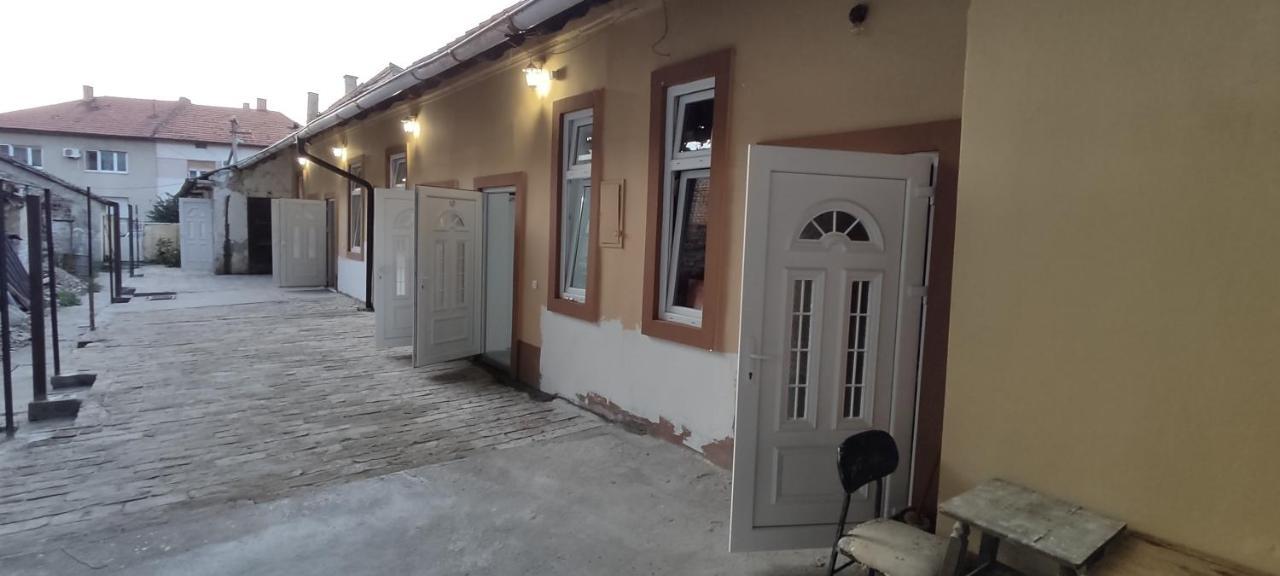 Apartmani Dld Ns Novi Sad Extérieur photo